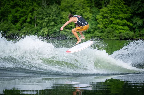 Hyperlite Shift Wakesurfer
