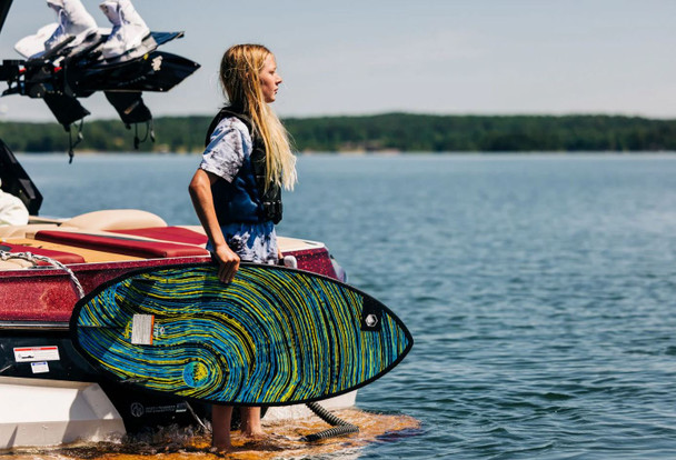 Liquid Force  Primo Jr. Wakesurfer w/Straps