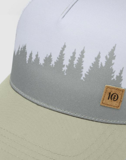 Lt Moss/White