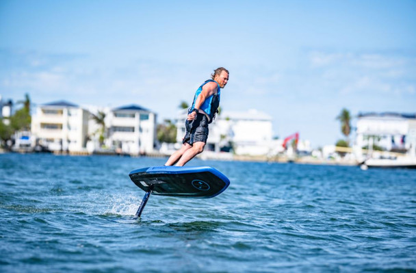 Hyperlite Stratos 5.10 e-Foil Board w/ Stratos Battery 2.1