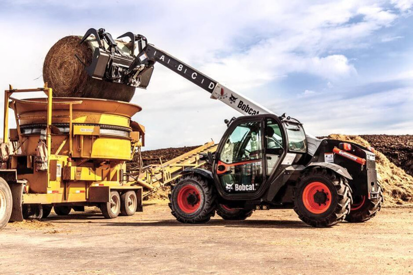 Bobcat V519 VersaHANDLER Telehandler