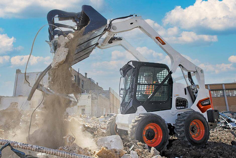 Bobcat Skid-Steer Loader S650