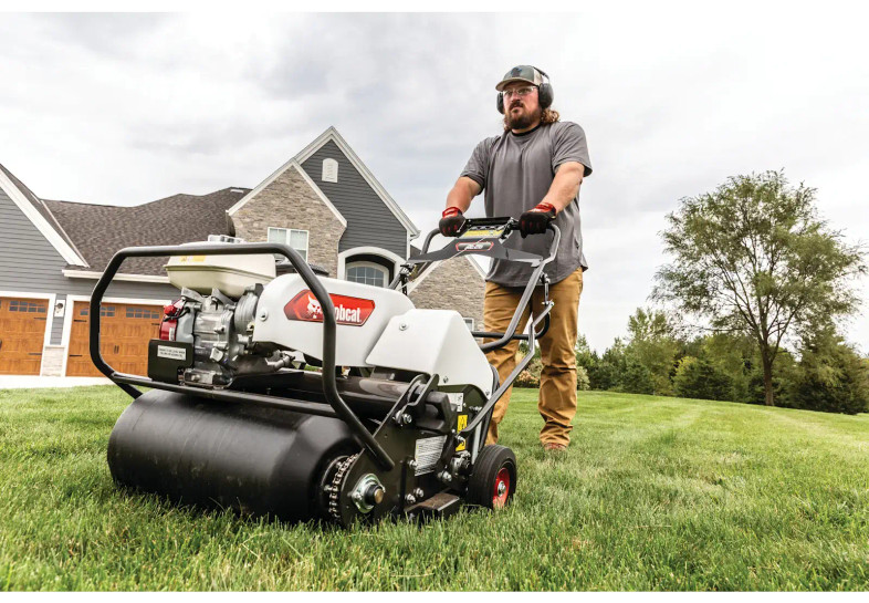 Bobcat AE26 Walk-Behind Aerator (Honda GX120 Engine) AE26-HON