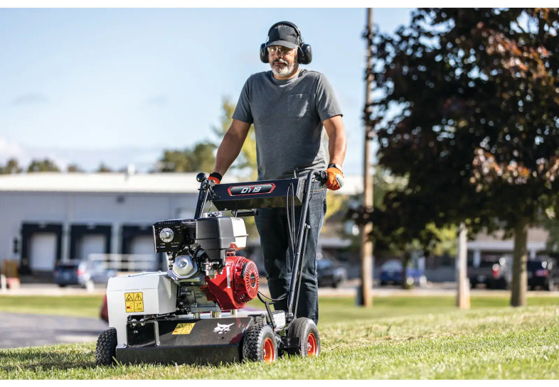 Bobcat DT19 Dethatcher & Verticutter DT19