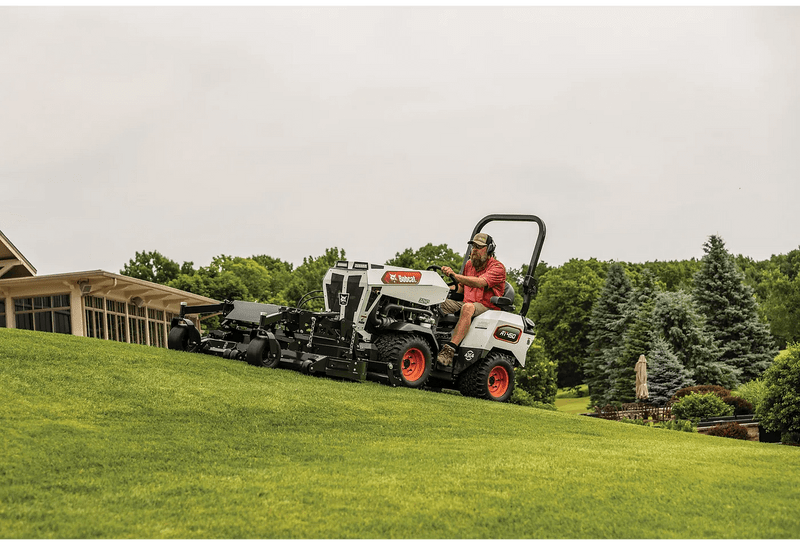 Bobcat Articulating Tractor AT450 (Diesel)