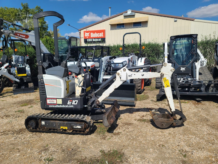 Bobcat Compact Excavator E10