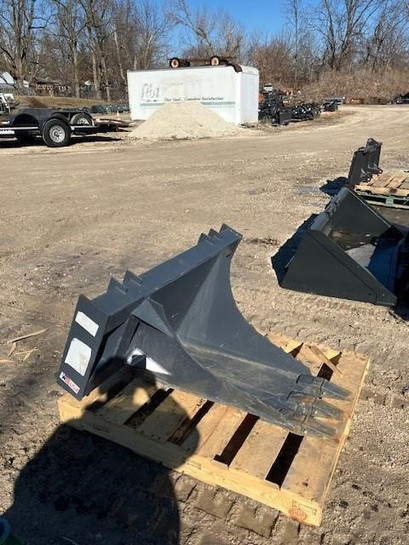 2020 United Attachments Stump Bucket - DS11350