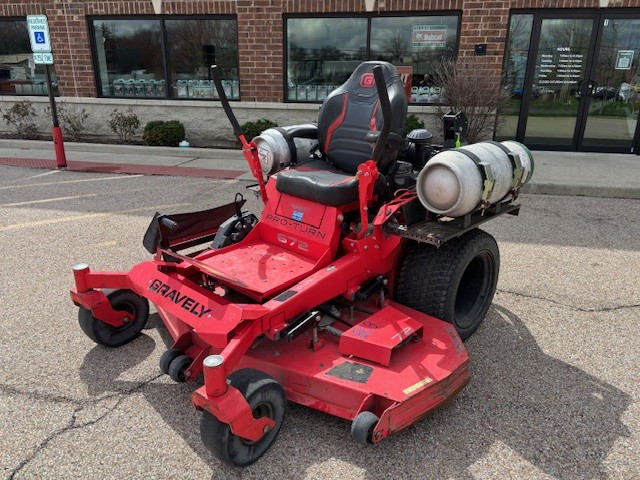 2021 Gravely Pro-Turn 672 Kawasaki Zero-Turn Mower-DS11396