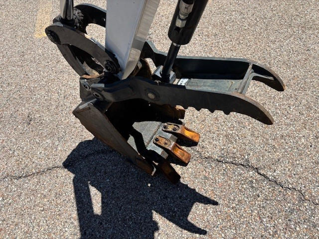 2022 Bobcat E20 Compact Excavator-DS11423