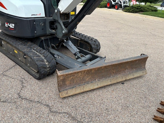 2023 Bobcat E42 Compact Excavator (Extendable Arm)-DS11526