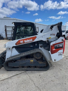 2022 Bobcat T76 Compact Track Loader-DS11413