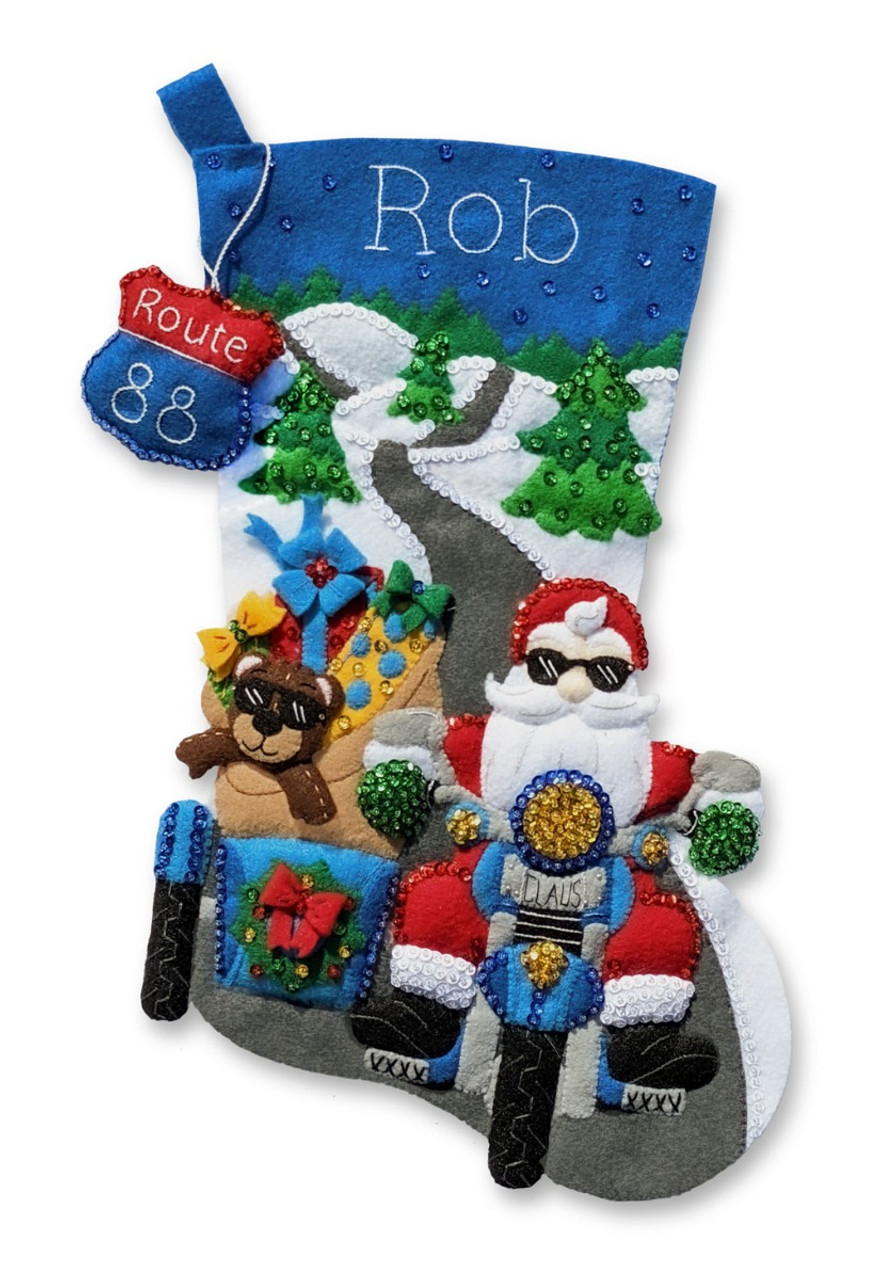 Santa Stop Here Felt Christmas Stocking Kit - Felt Stocking Kits at Weekend  Kits