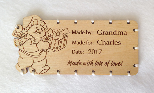 Personalized WoodenTag™ | Snowman with Present