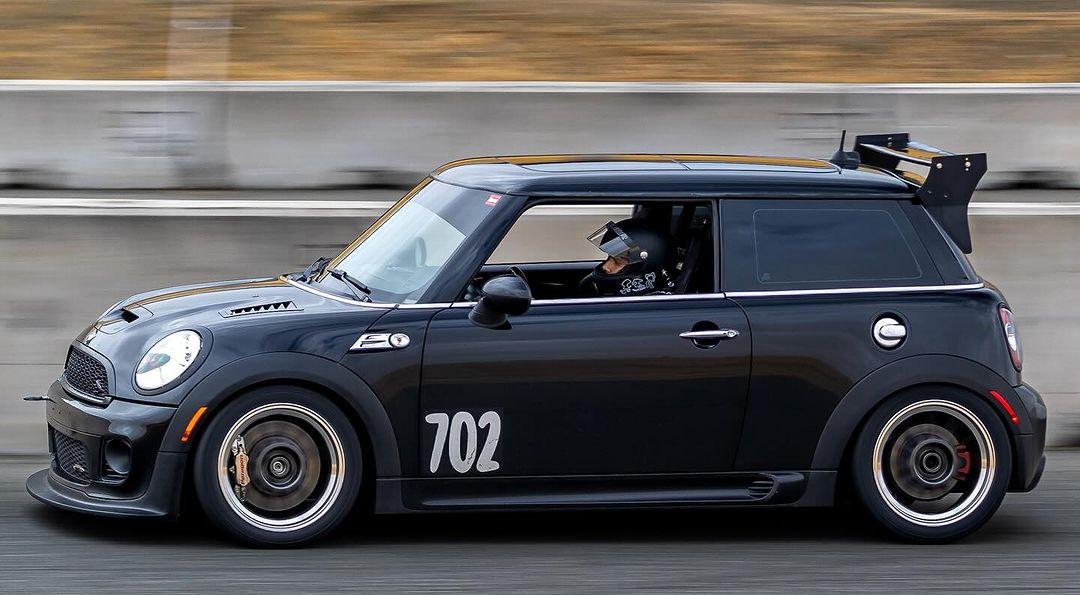 Cooper R53 / R56 front big brake kits - Track Performance | Paragon