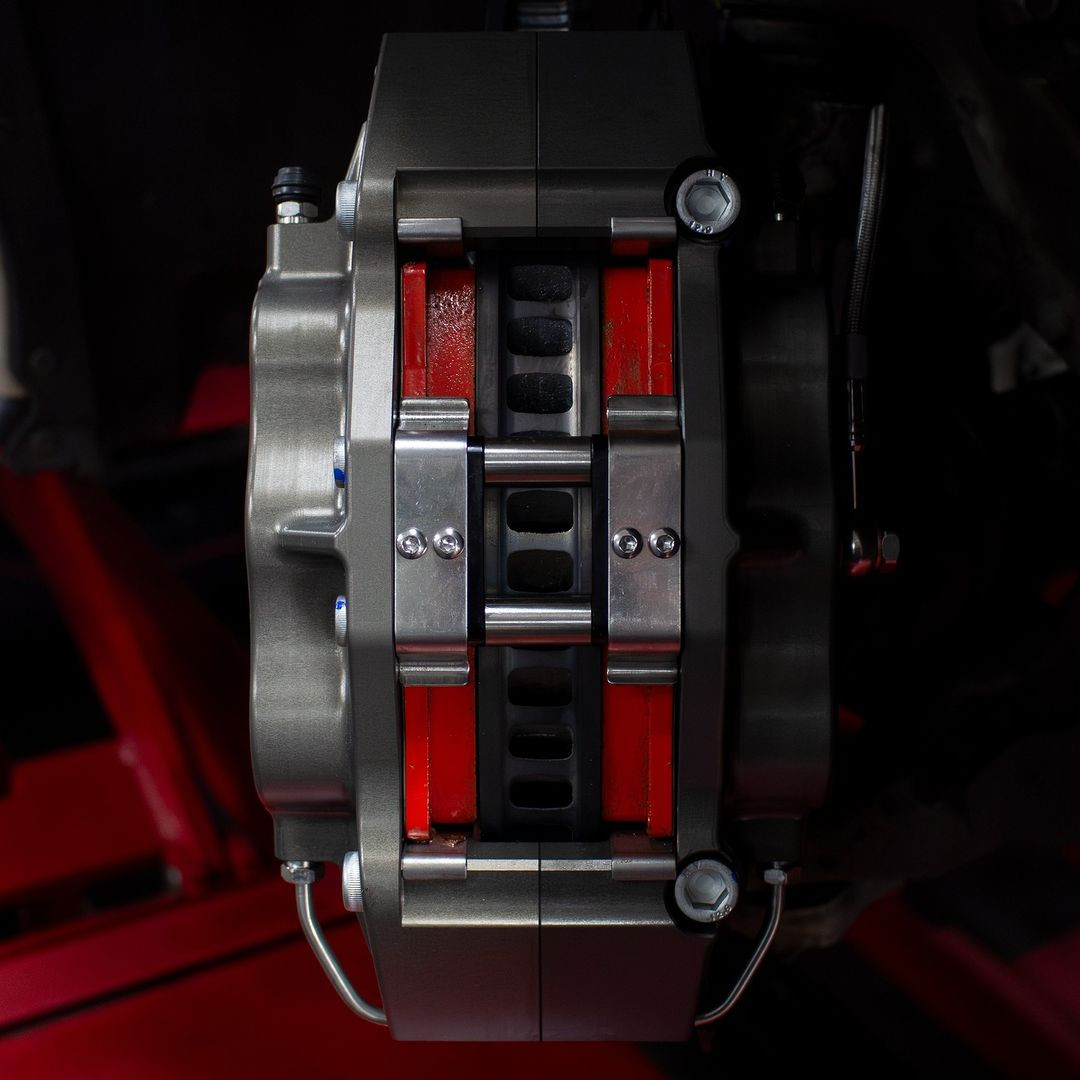 Skyline R32/R33 Front Big Brake Kit - Track Performance | Paragon