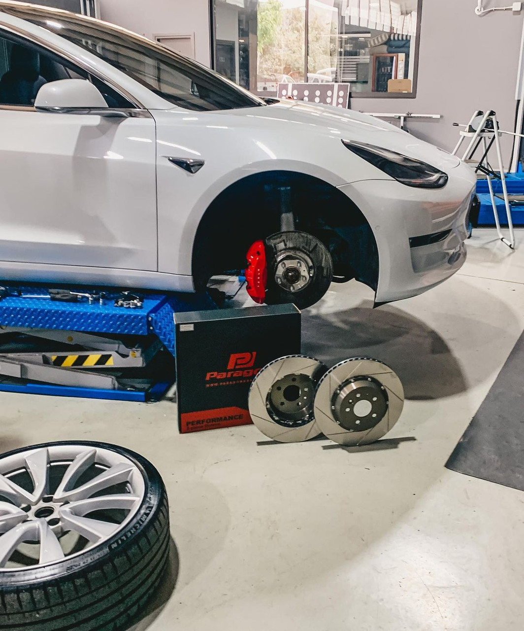 Model 3 Perf / Model Y 2-pc Floating Brake Rotors (front) | Paragon