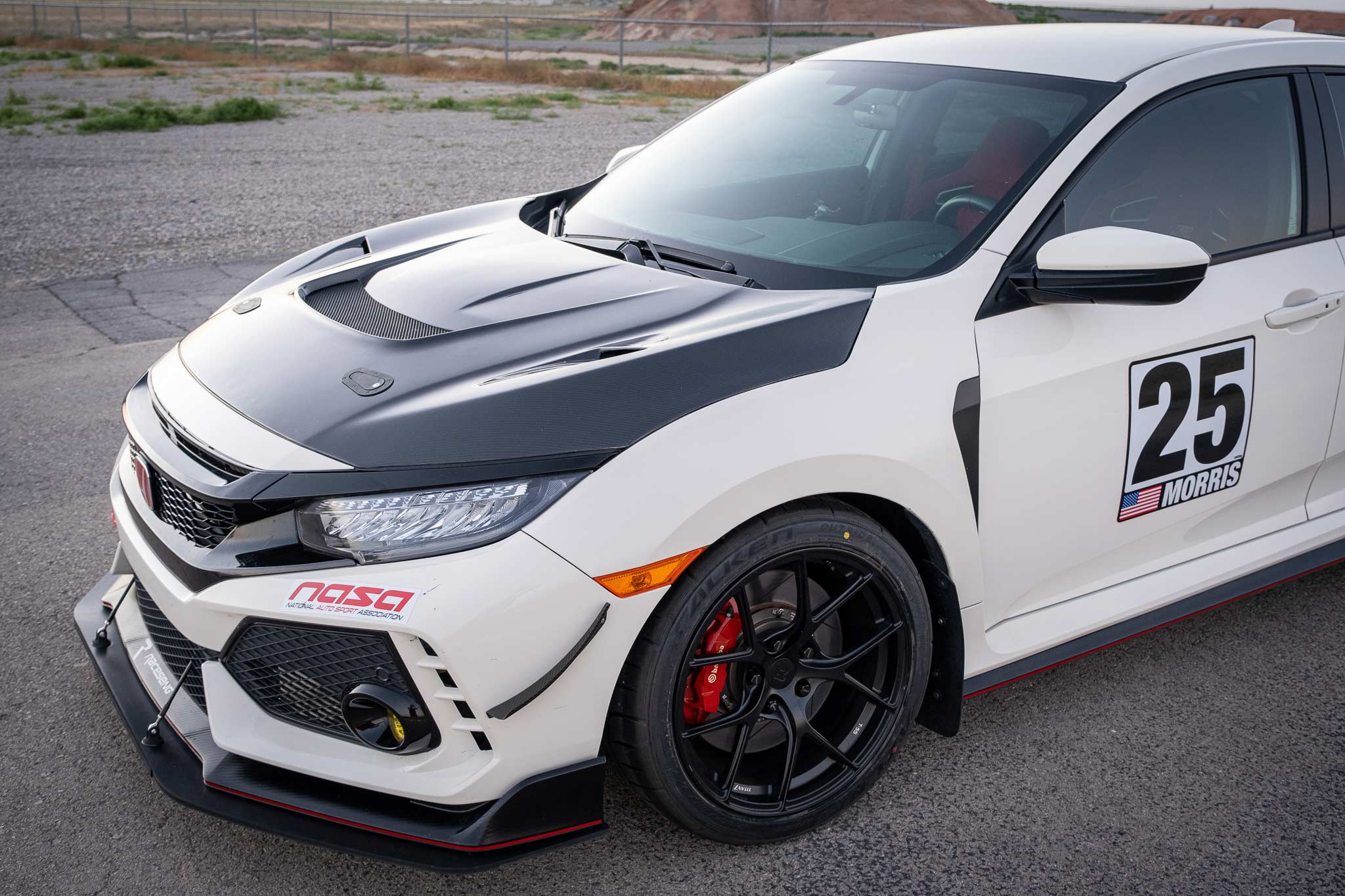 FK8_Civic_Type_R_front_brake_r
