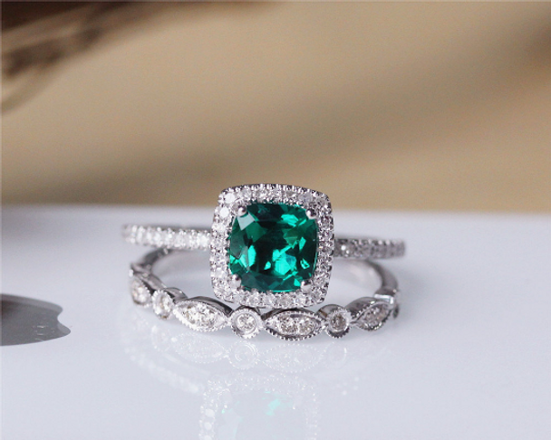 emerald engagement rings