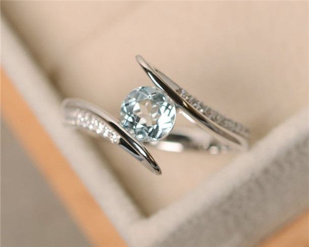 Aquamarine Ring,VS 6mm Round Cut Aquamarine Engagement Ring,Anniversary Ring,Silver Ring