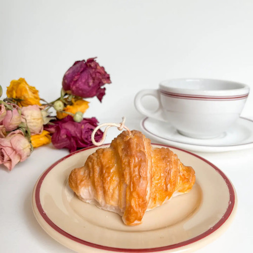 croissant soy candle  croissant soy candle
