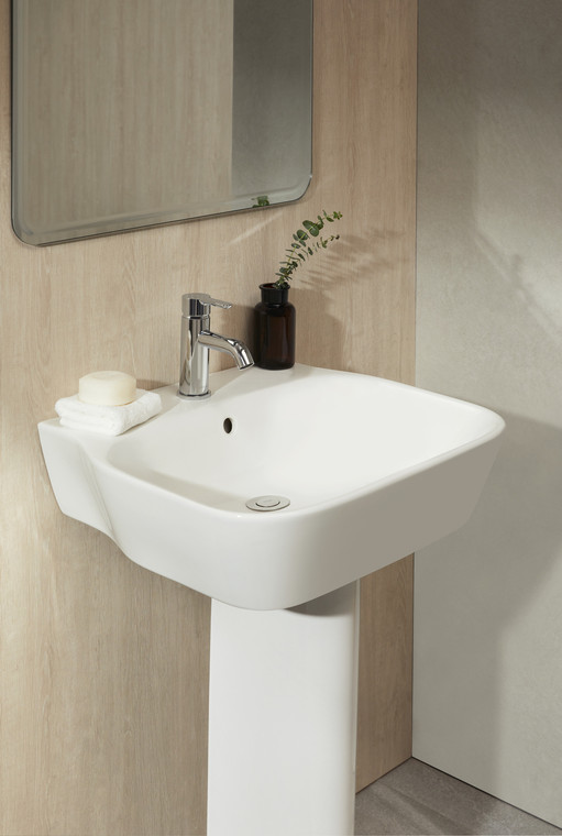 SPAN SQUARE LAVATORY W/ PEDESTAL