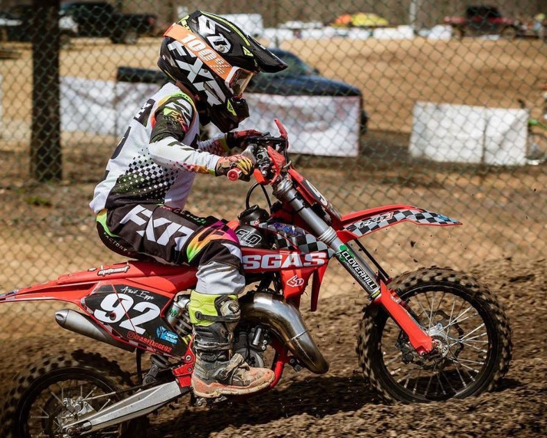 Top 5 Reasons Dirt Bike Racing is Beneficial for Kids