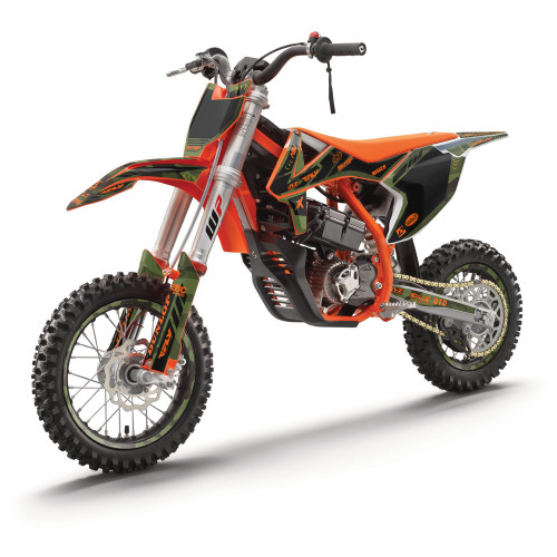 APACHE GREEN SHOWN ON KTM SX E3 / E5