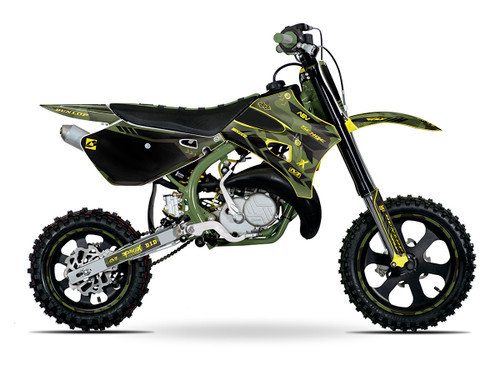 APACHE GREEN SHOWN ON CX 50