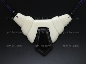 75x55mm Buffalo Bone & Buffalo Horn Dangling Part [z8474]