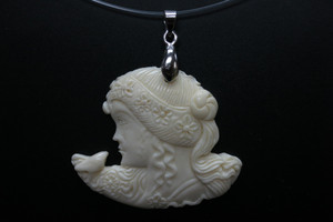 42x35mm Buffalo Bone Beauty Designer Bead Pendant [z5644]