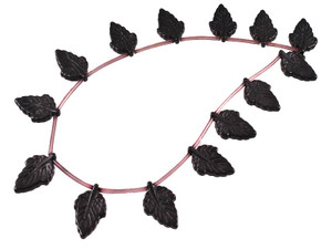 18x28mm Black Magnesite Leaf Beads 15.5" [t403k]