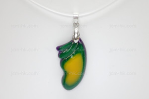 18X38mm Lucite Carved Designer Bead Pendant [z1132]