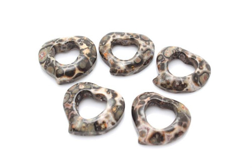 20mm Leopard Skin Heart in Heart Donut Beads 2pcs. [y919b]