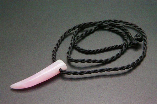 30mm Rose Quartz Horn Pendant with Satin Rope Cord 17" & knot closure [y941ar]