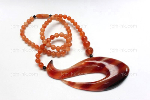85x40mm Amber Horn Necklace 18" [z7516]
