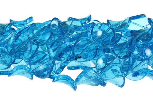 16mm Aquamarine Twisted Beads 15.5" synthetic [u87a34]