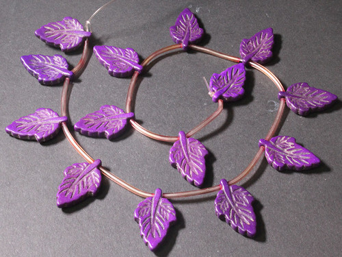 18x28mm Purple Magnesite Leaf Beads 15.5" [t403p]