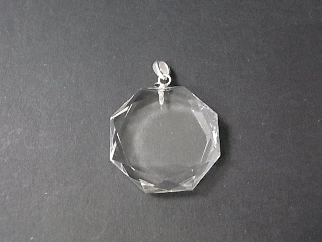 925 Sterling Silver 25mm Rock Crystal Healing Pendant [e1994]