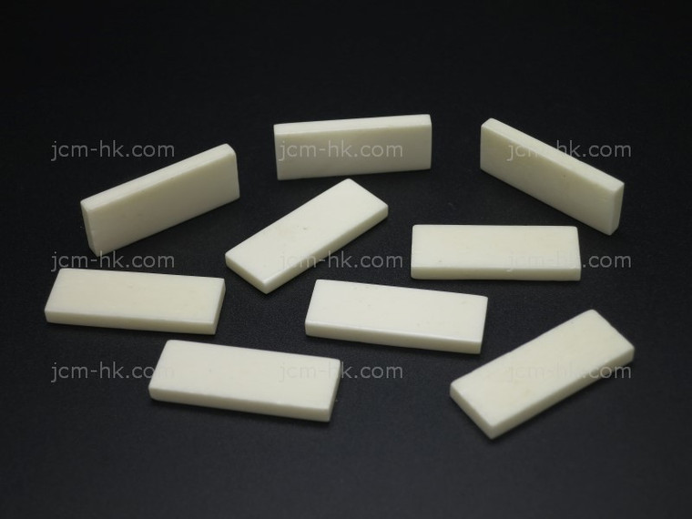 10x26mm Buffalo Bone Cut Cube Pieces 6pcs. [z2036]