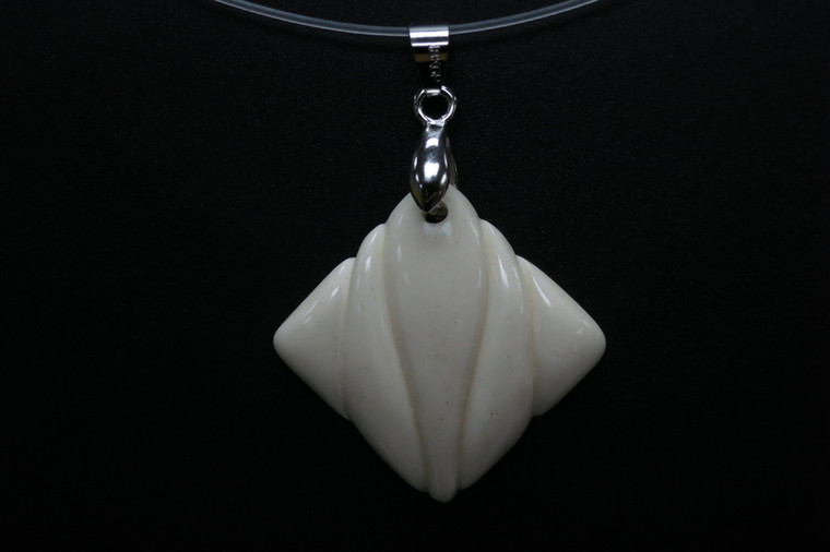 35x32mm Buffalo Bone Designer Bead Pendant [z8355]