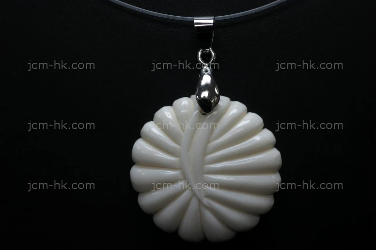 30x30mm Buffalo Bone Carved Designer Bead Pendant [z7426]