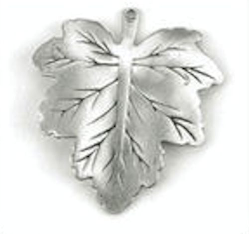 3 Antiqued Silver  24x26mm Maple Leaf Pendant Charms Leaves  *