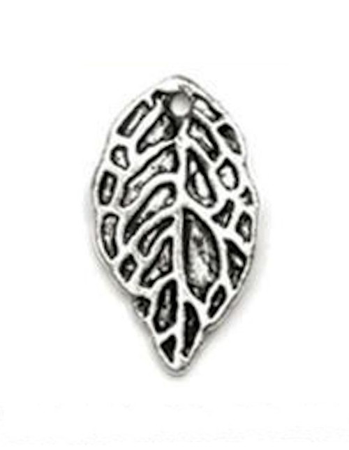 18 Antiqued Silver Metal Leaf Charms ~  10x16mm Leaves