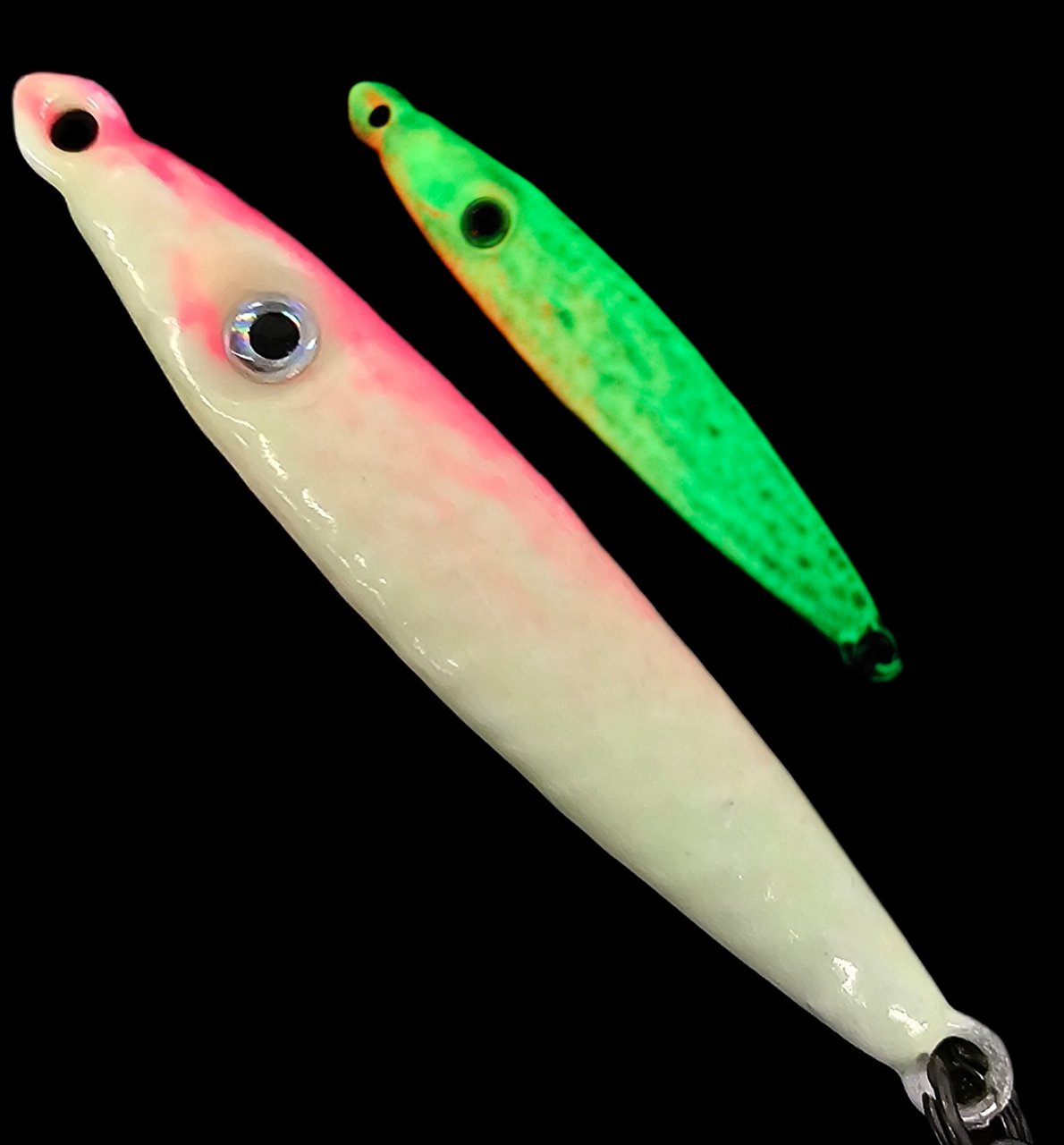 FTT Super Glo Pink Nose 1oz Hammered Jigging Spoon for Salmon