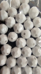8mm White Faceted Beads (24ct)