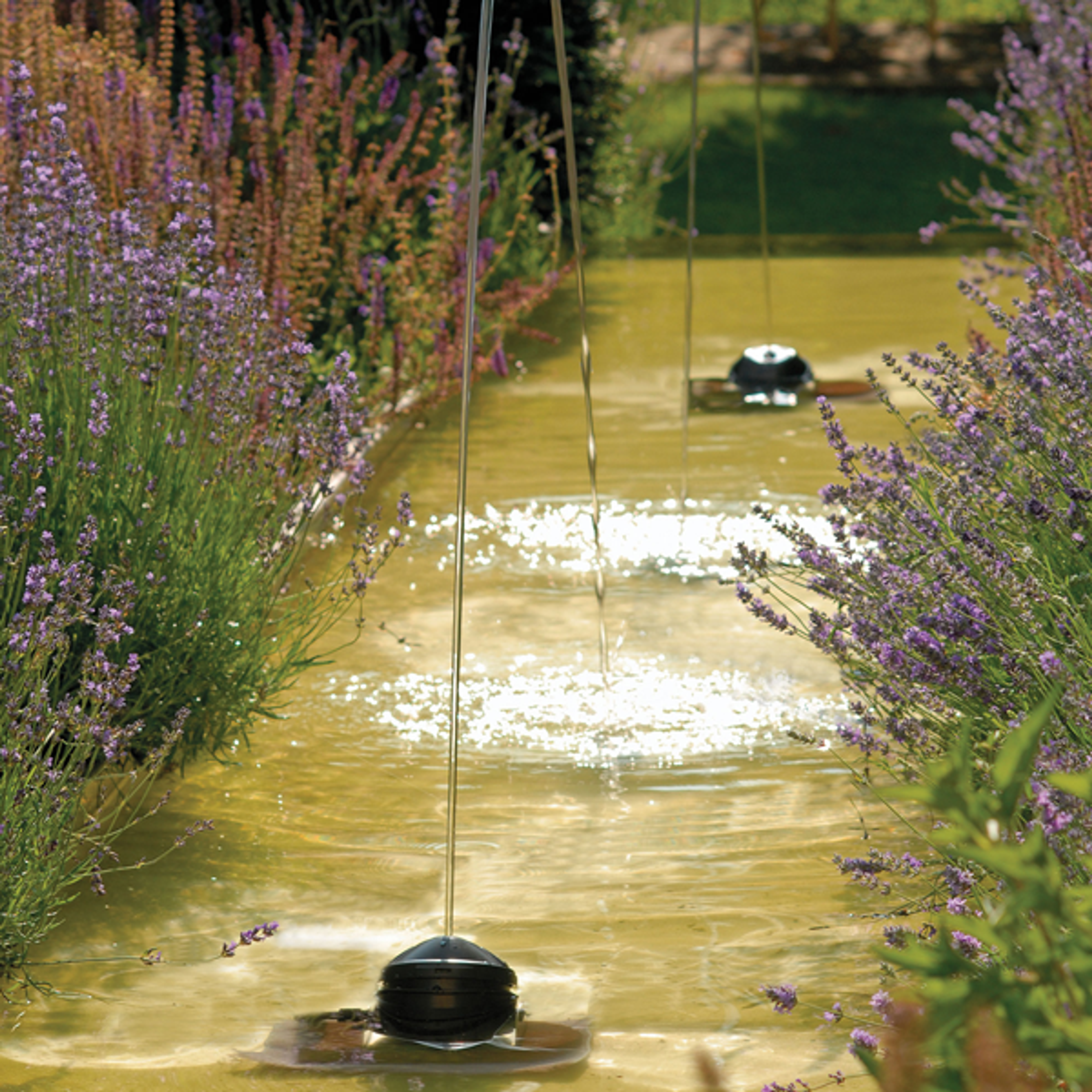 Oase Water Jet Lightning Fountain
