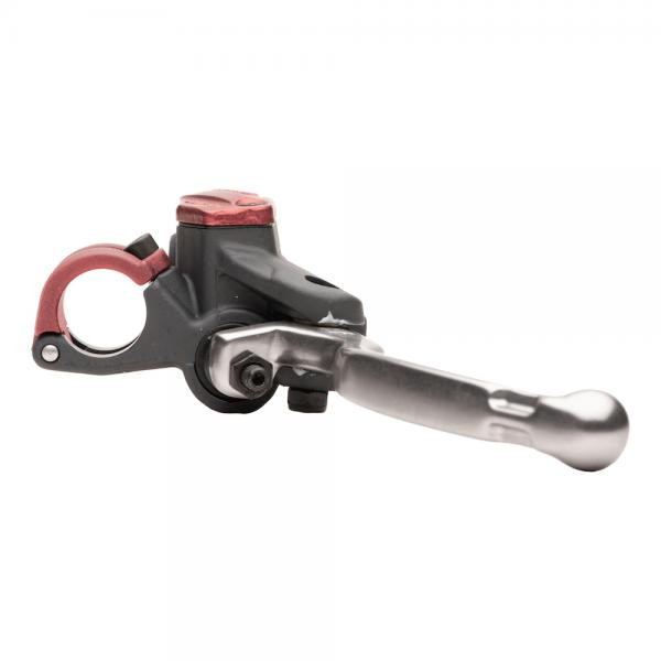 Front brake master cylinder 460117MO0
