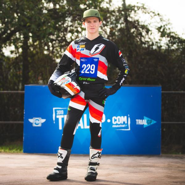 Pants L3 Volta, black/white