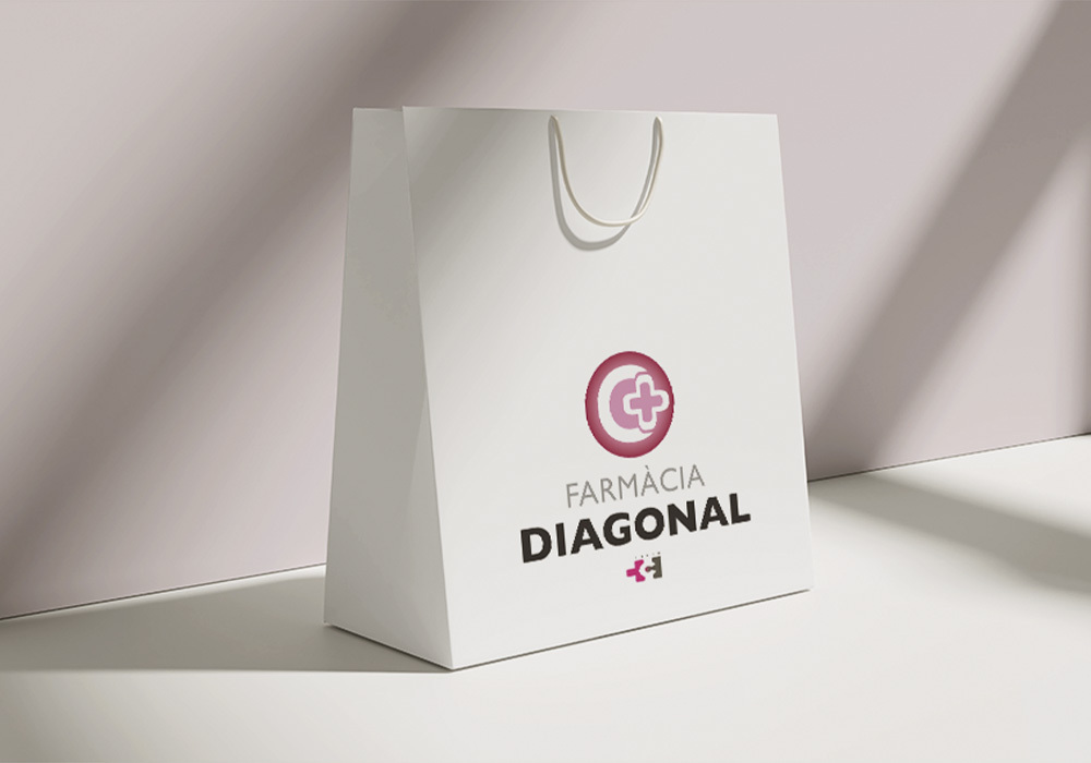 Encargo exprés en Farmacia Diagonal, en Castelldefels, Barcelona