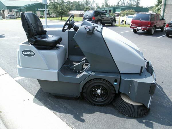 Advance SW8000 65 Gas Rider Sweeper for Sale